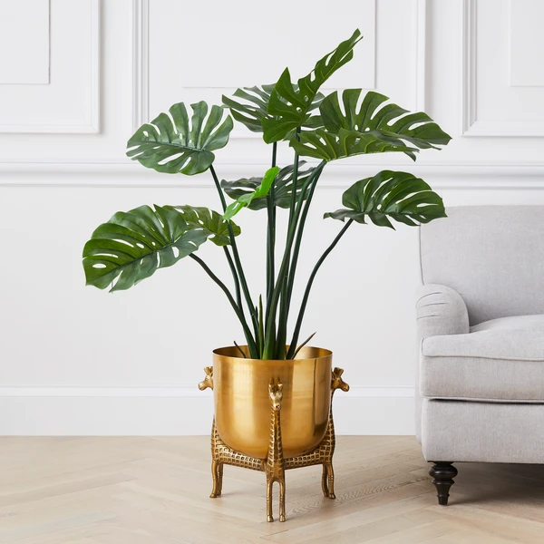 Nikki Chu - Giraffe Planter 4 Nikki Chu - Giraffe Planter - Image 2