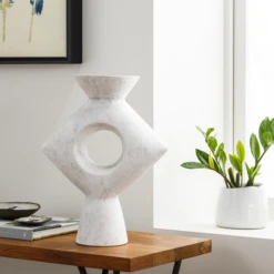 Yara Vase -Home Decor webimage 120994788 YARA VASE RV
