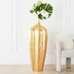 Accolade Vase 11 Accolade Vase -Home Decor webimage 122925337 dtl alt2