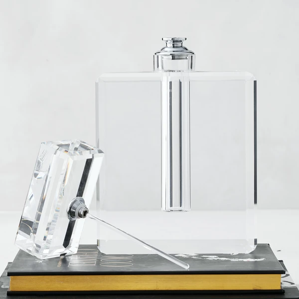 Harlow Perfume Bottle 5 Harlow Perfume Bottle - Image 3