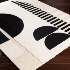 Ellery Rug - Black/Ivory -Home Decor webimage 620037367 2 jpg