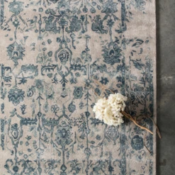 Cinderella Rug - Grey/Blue -Home Decor webimage 620718903 RV