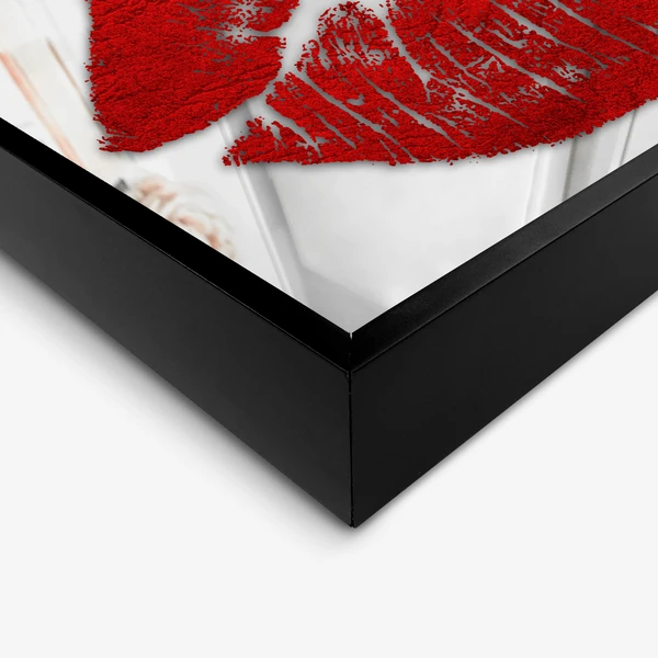 Solid Kiss Red Lips Mirror 4 Solid Kiss Red Lips Mirror - Image 2