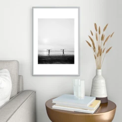 Surfer Couple -Home Decor webimage 630680657 RV 1