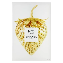 She Smelled Of Strawberries